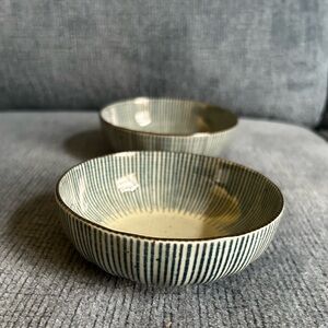 2 PC - Japanese Shallow Ceramic Dish with Blue Striped Accents - NEW